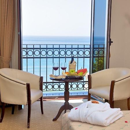 קומבורגז Anzer Beach Hotel מראה חיצוני תמונה